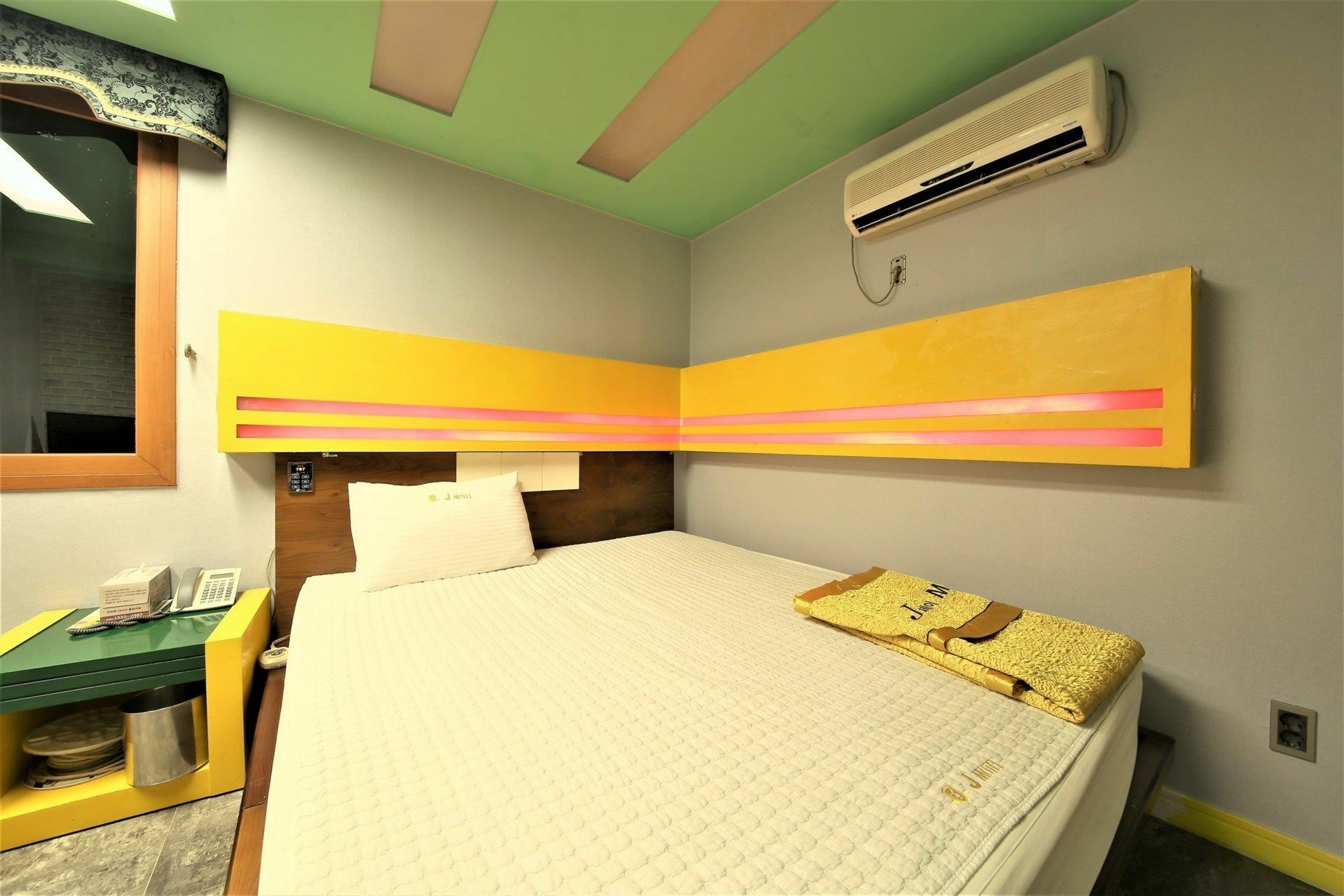 Sasang J Motel Exterior photo