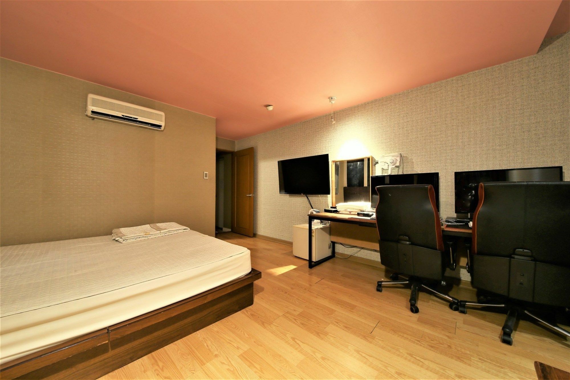 Sasang J Motel Exterior photo
