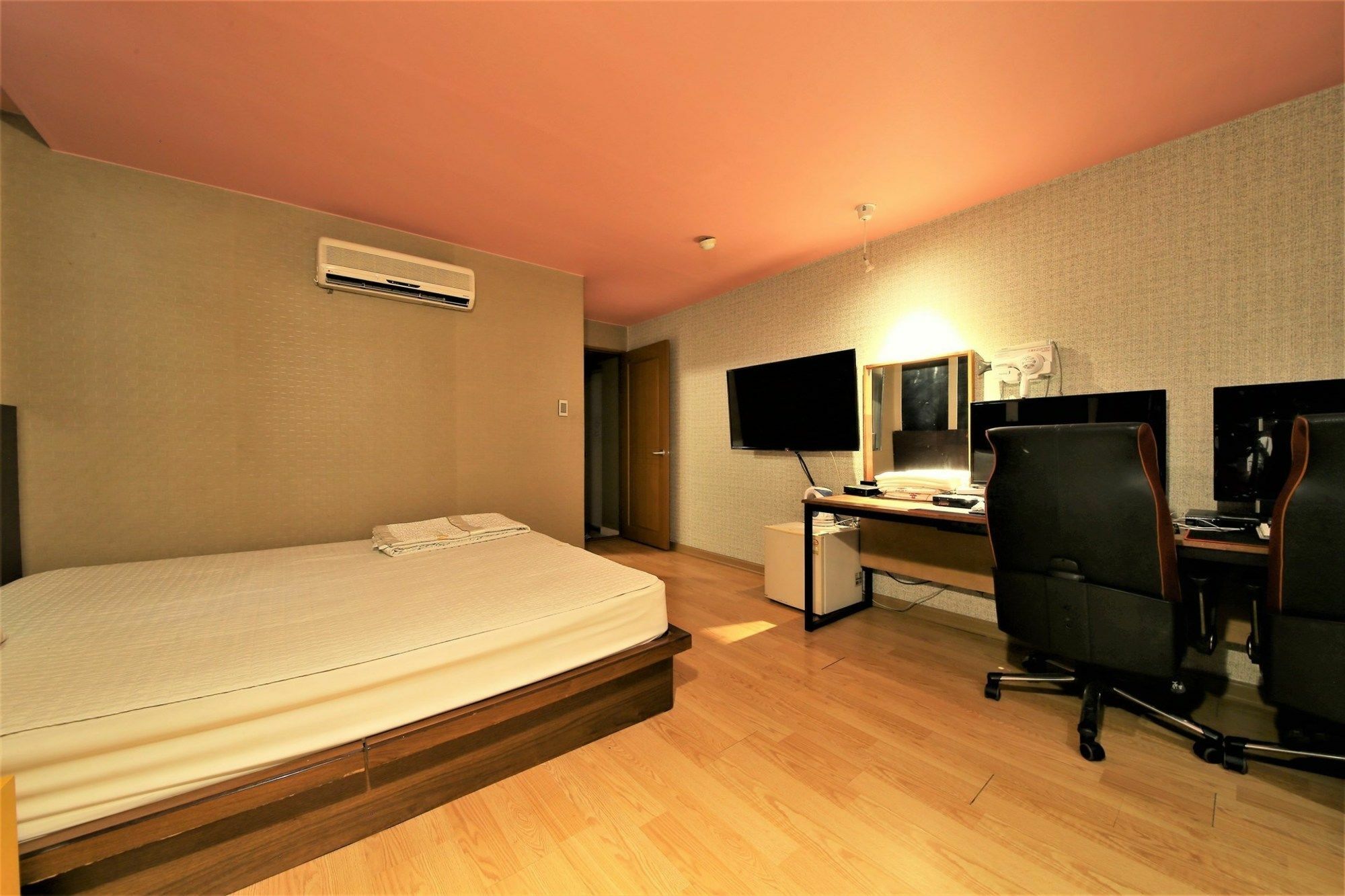 Sasang J Motel Exterior photo