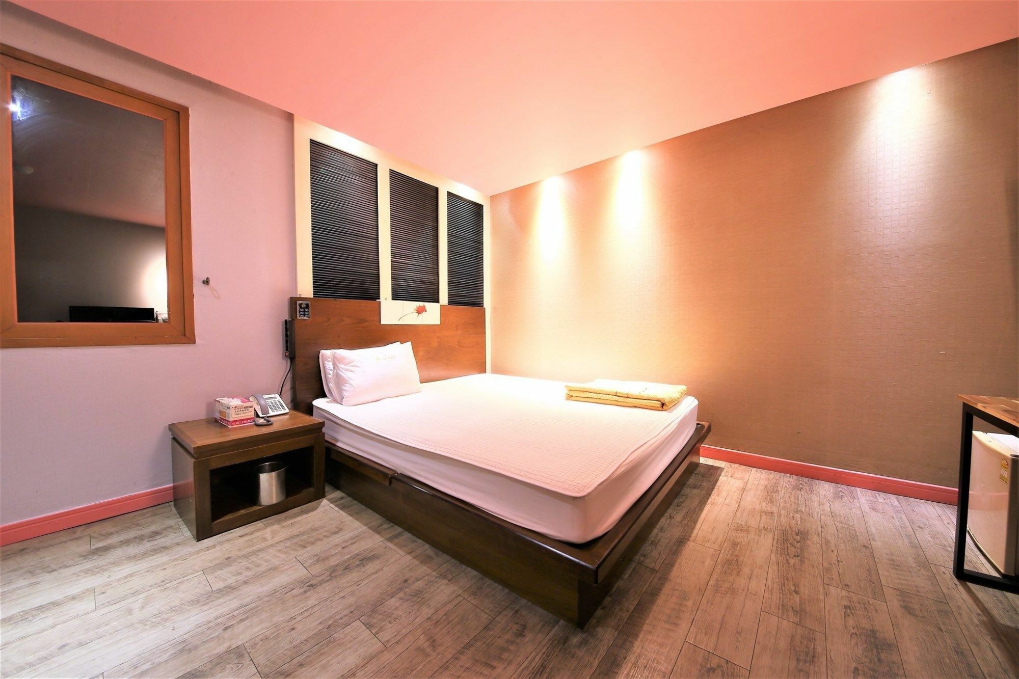 Sasang J Motel Exterior photo