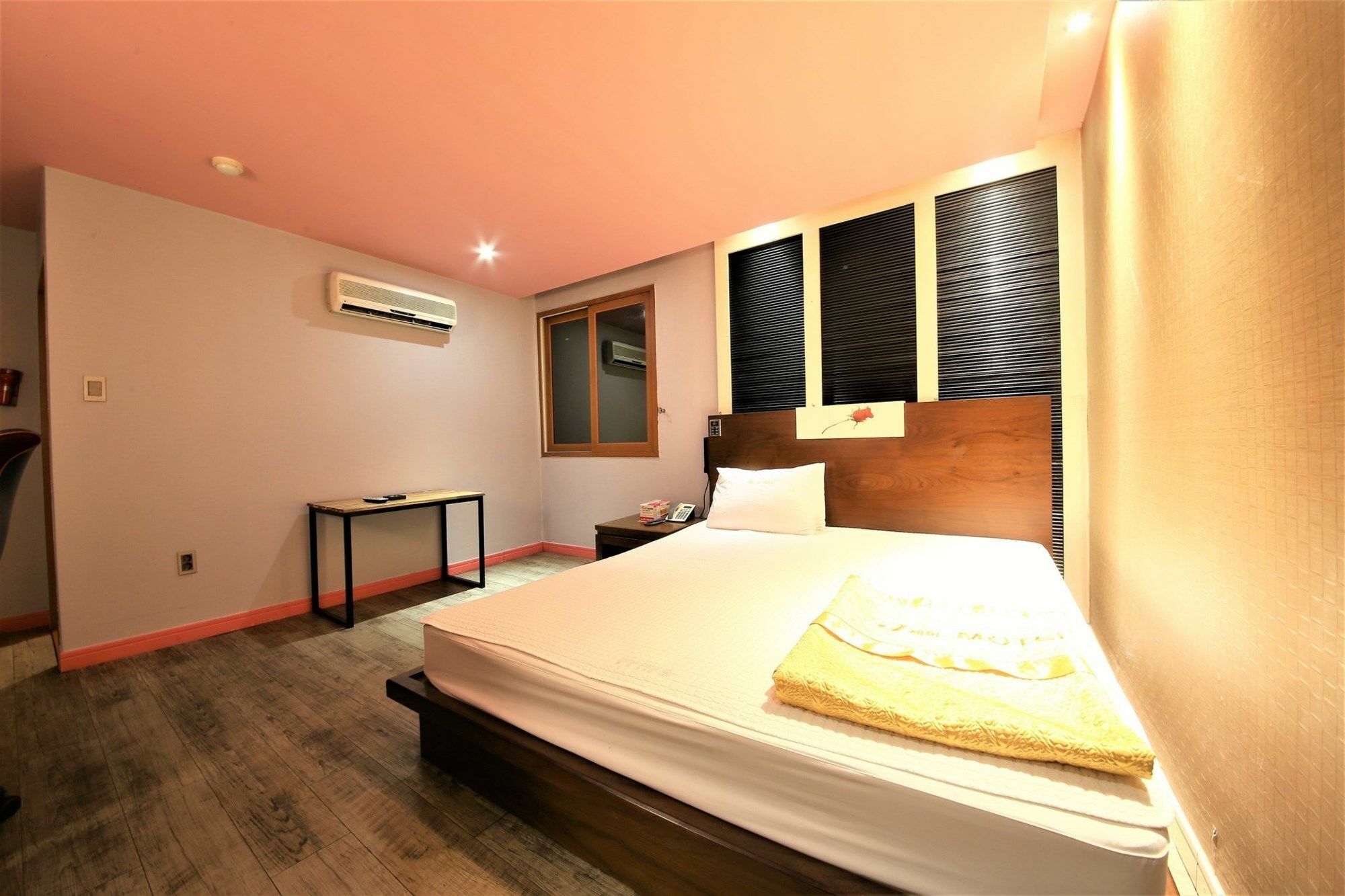 Sasang J Motel Exterior photo